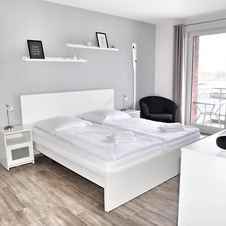 公寓式酒店 Lagunenstadt Am Haff Gmbh 3*